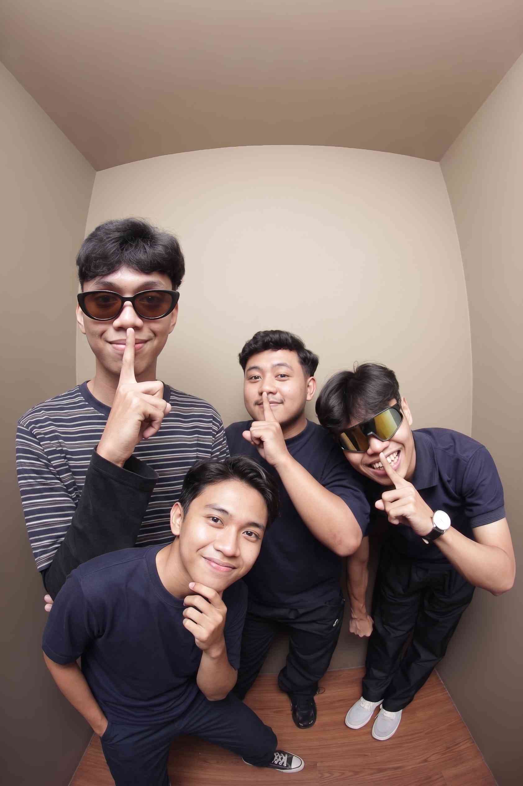 Box 1 Firewood — photobox Fotohokkie Cibubur, Cibubur