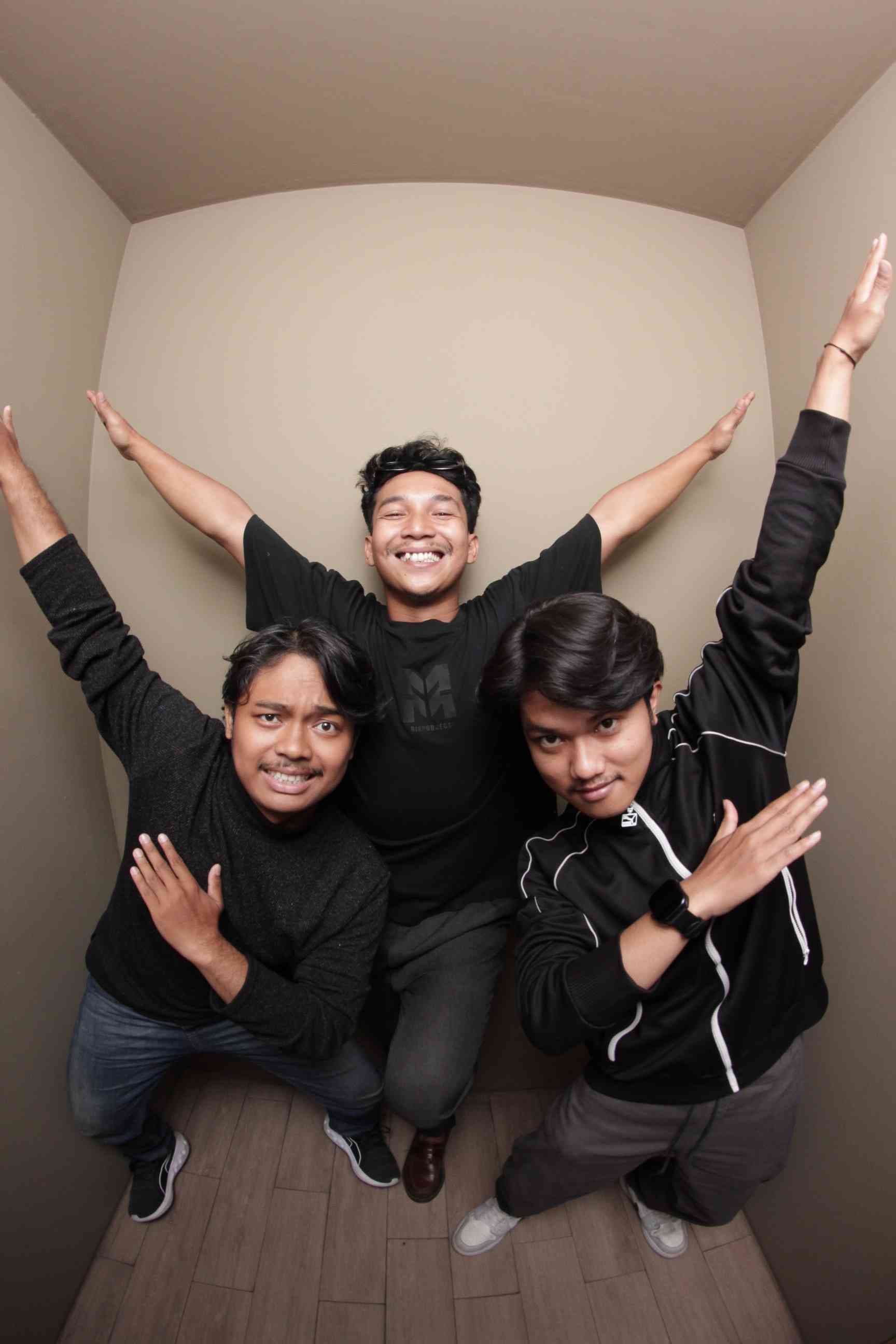 Box 5 · Firewood — photobox Fotohokkie Citimall Garut, Garut